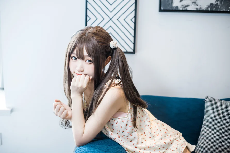 Coser-Eiri-Kanzawa-004.webp