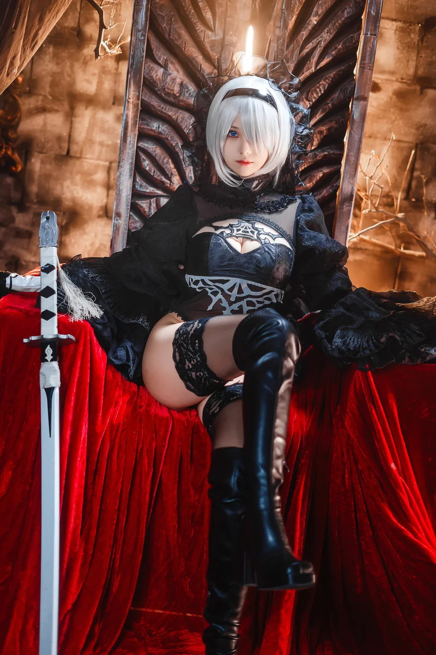 Coser-Mi-zhi-mao-qiu-2B-007.webp