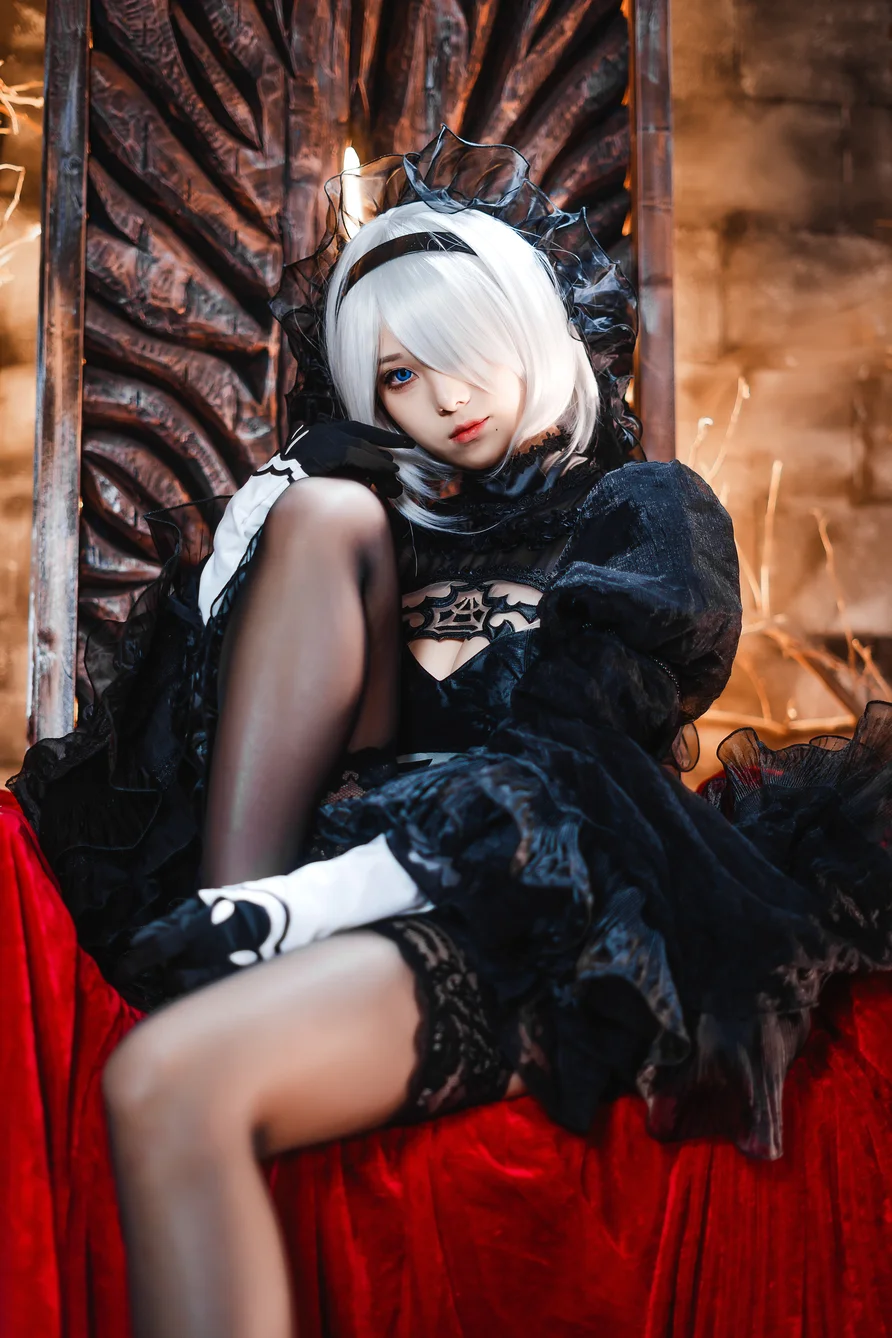 Coser-Mi-zhi-mao-qiu-2B-014.webp