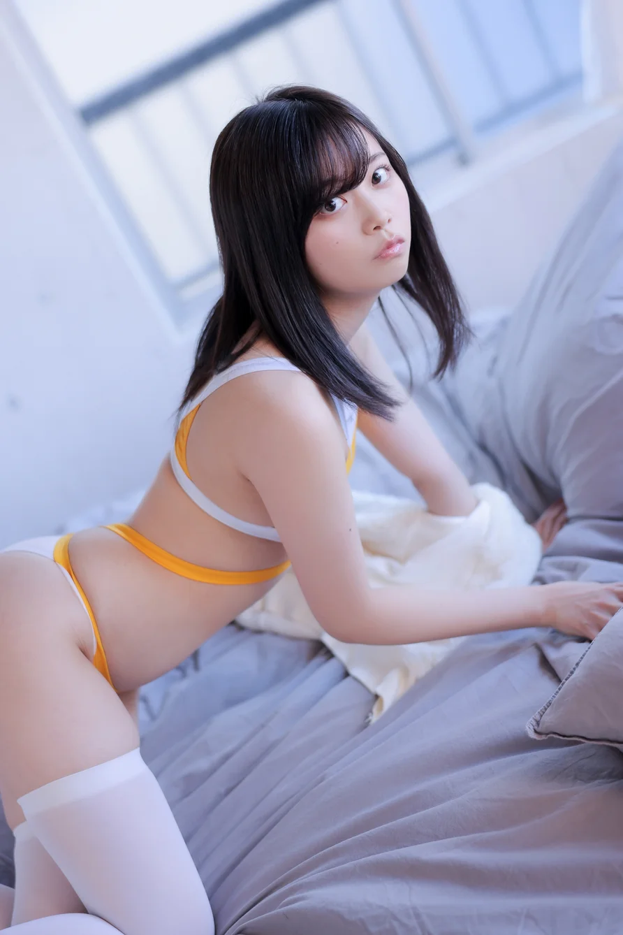 Coser-Mimiko-Hinaki-Wet-Color-Swimming-Race-008.webp