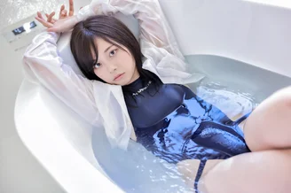 Coser-Mimiko-Hinaki-Wet-Color-Swimming-Race-132.webp