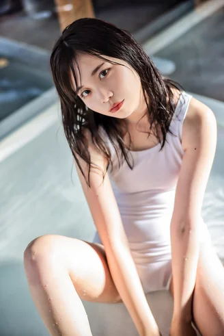 Coser-Mimiko-Hinaki-Wet-Color-Swimming-Race-172.webp