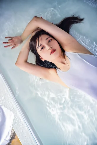 Coser-Mimiko-Hinaki-Wet-Color-Swimming-Race-176.webp