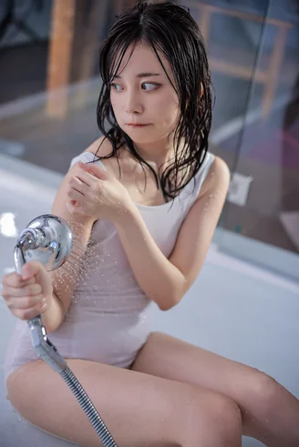 Coser-Mimiko-Hinaki-Wet-Color-Swimming-Race-191.webp