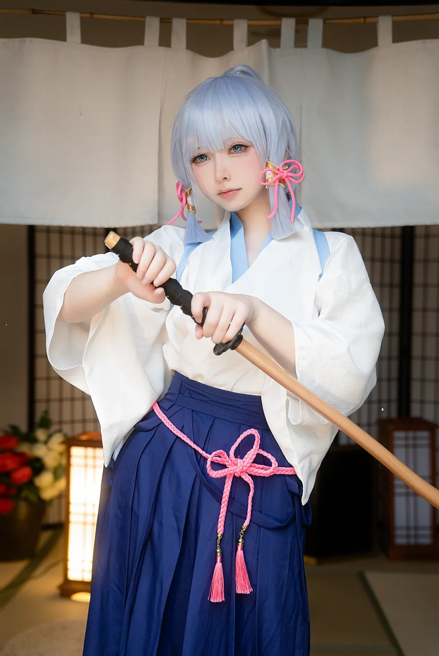 Coser-Ying-Li-Li-006.webp