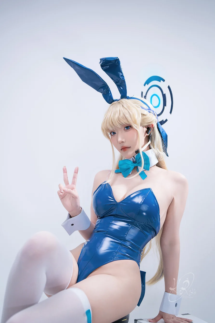 Coser-celia-Toki-Bunny-002.webp