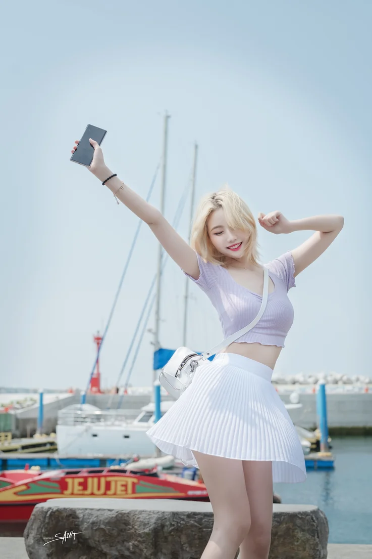 SAINT-Photolife-Yuna-Vol.14-Jeju-Story-Part-1-023.webp