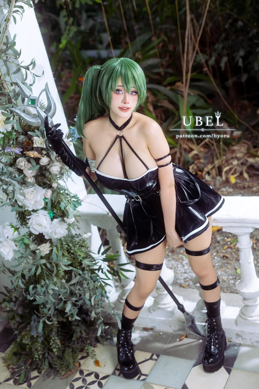 Coser-Byoru-Ubel-Sousou-no-Frieren-013.webp