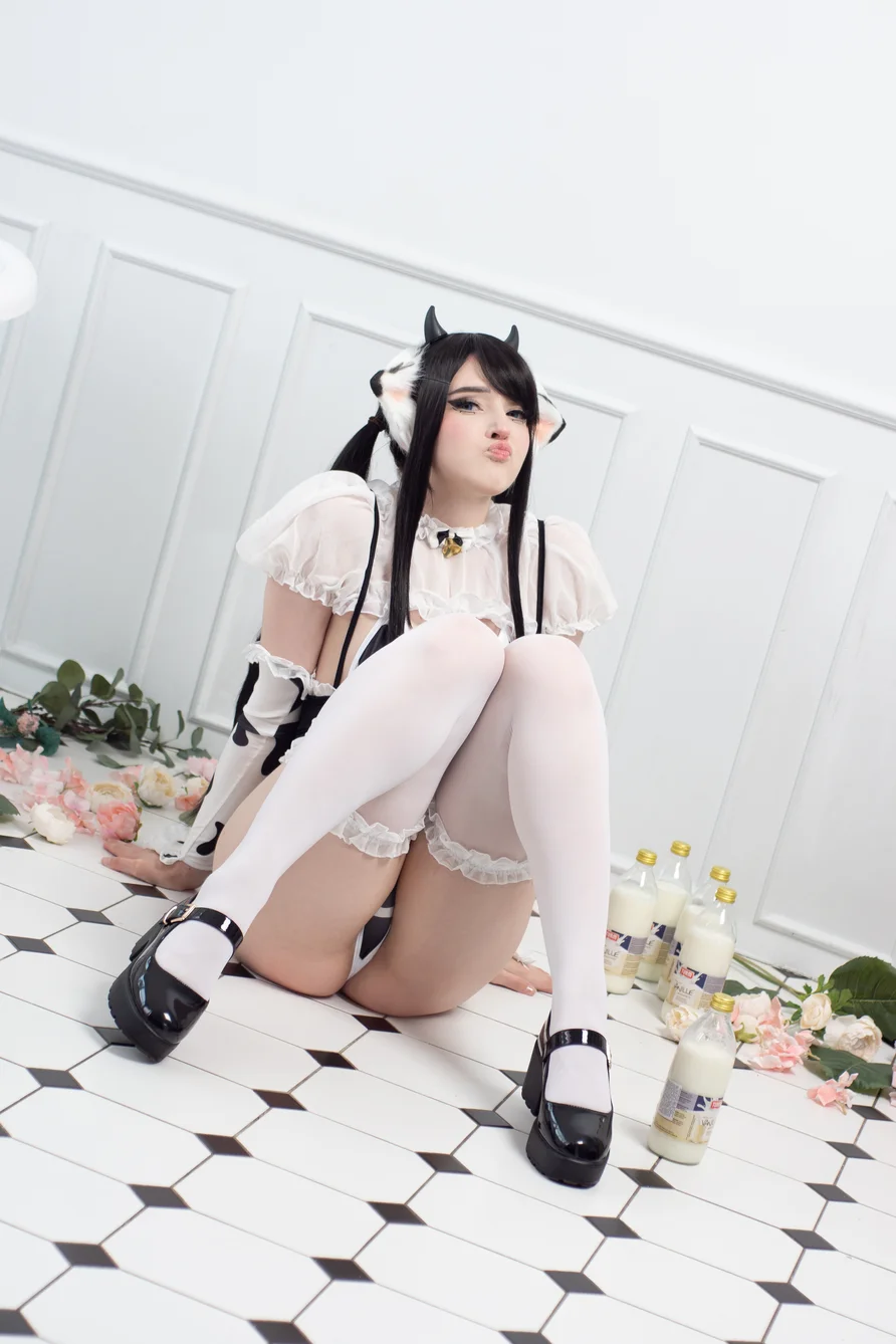 Coser-Candy-Ball-Got-Milk-019.webp