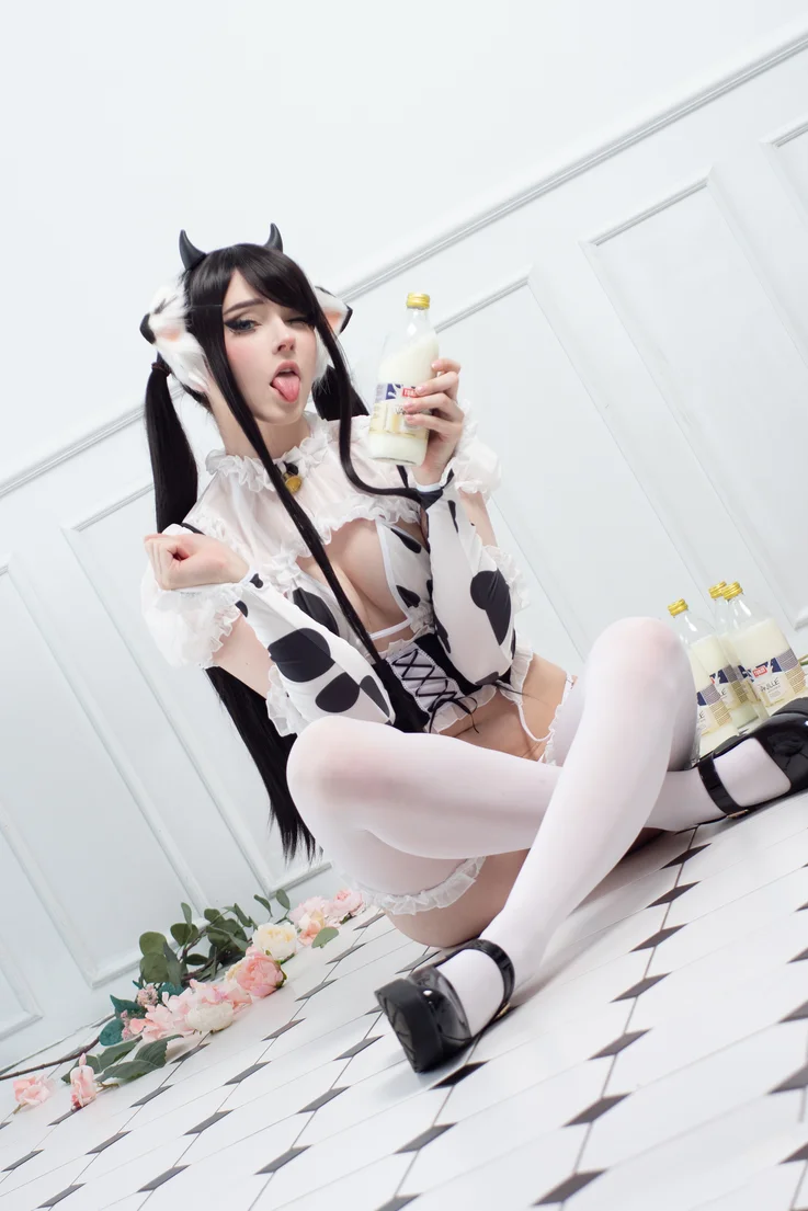 Coser-Candy-Ball-Got-Milk-026.webp