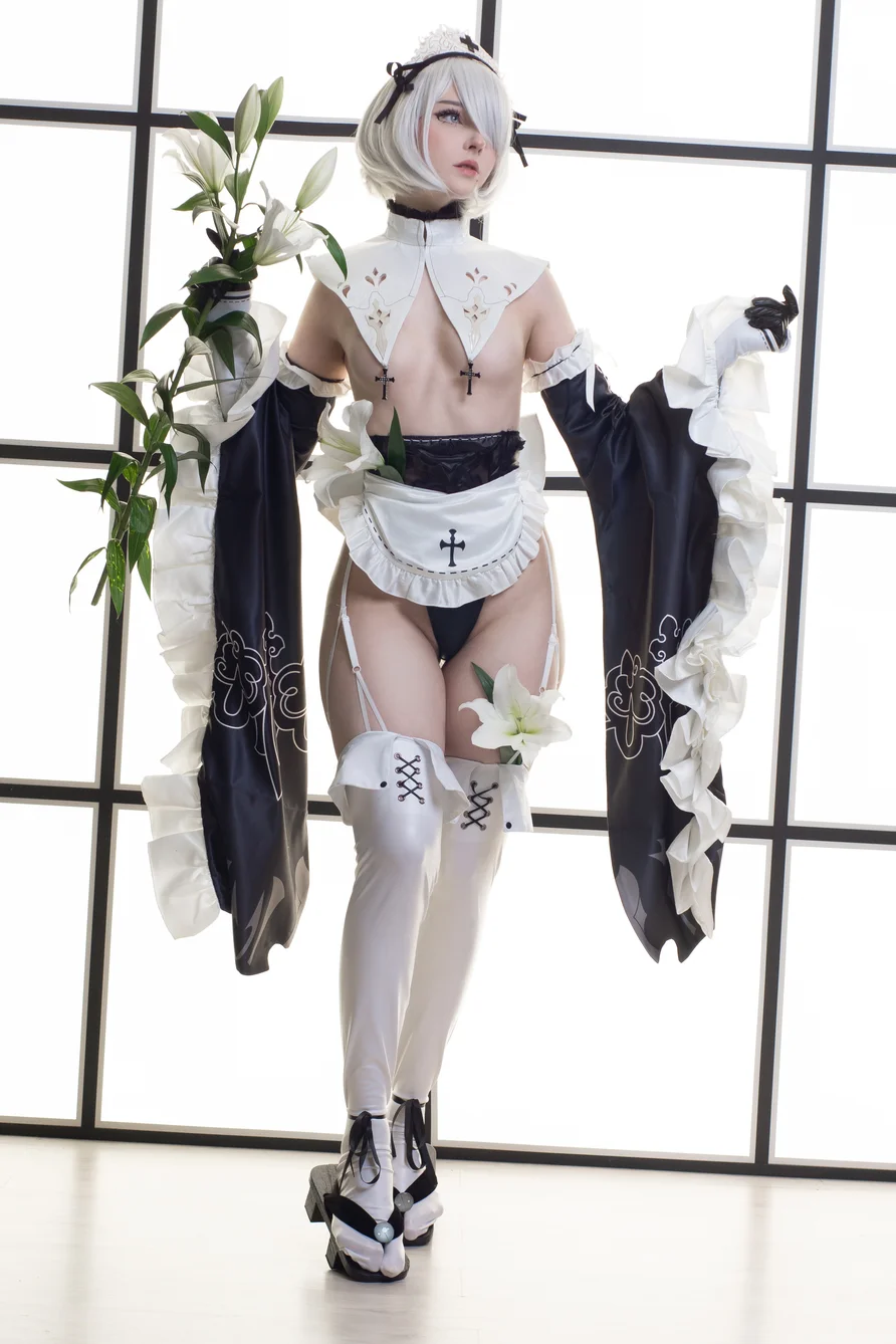 Coser-Candy-Ball-Maid-2B-001.webp