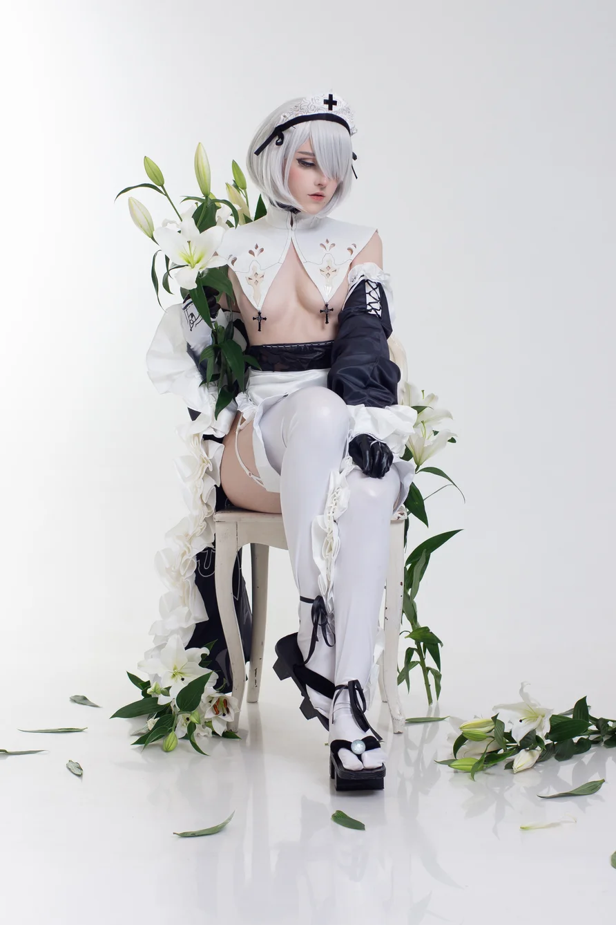 Coser-Candy-Ball-Maid-2B-016.webp