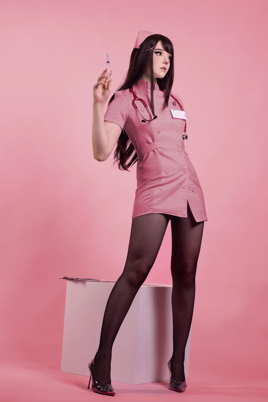 Coser-Candy-Ball-Pink-Nurse-004.webp