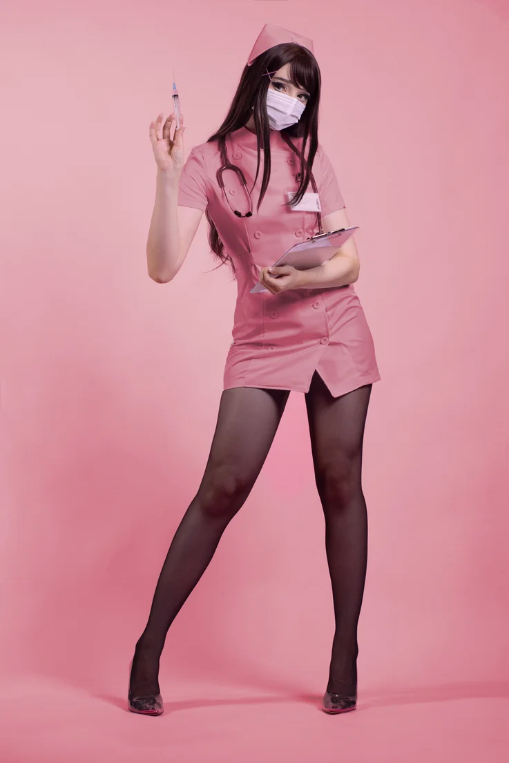 Coser-Candy-Ball-Pink-Nurse-032.webp