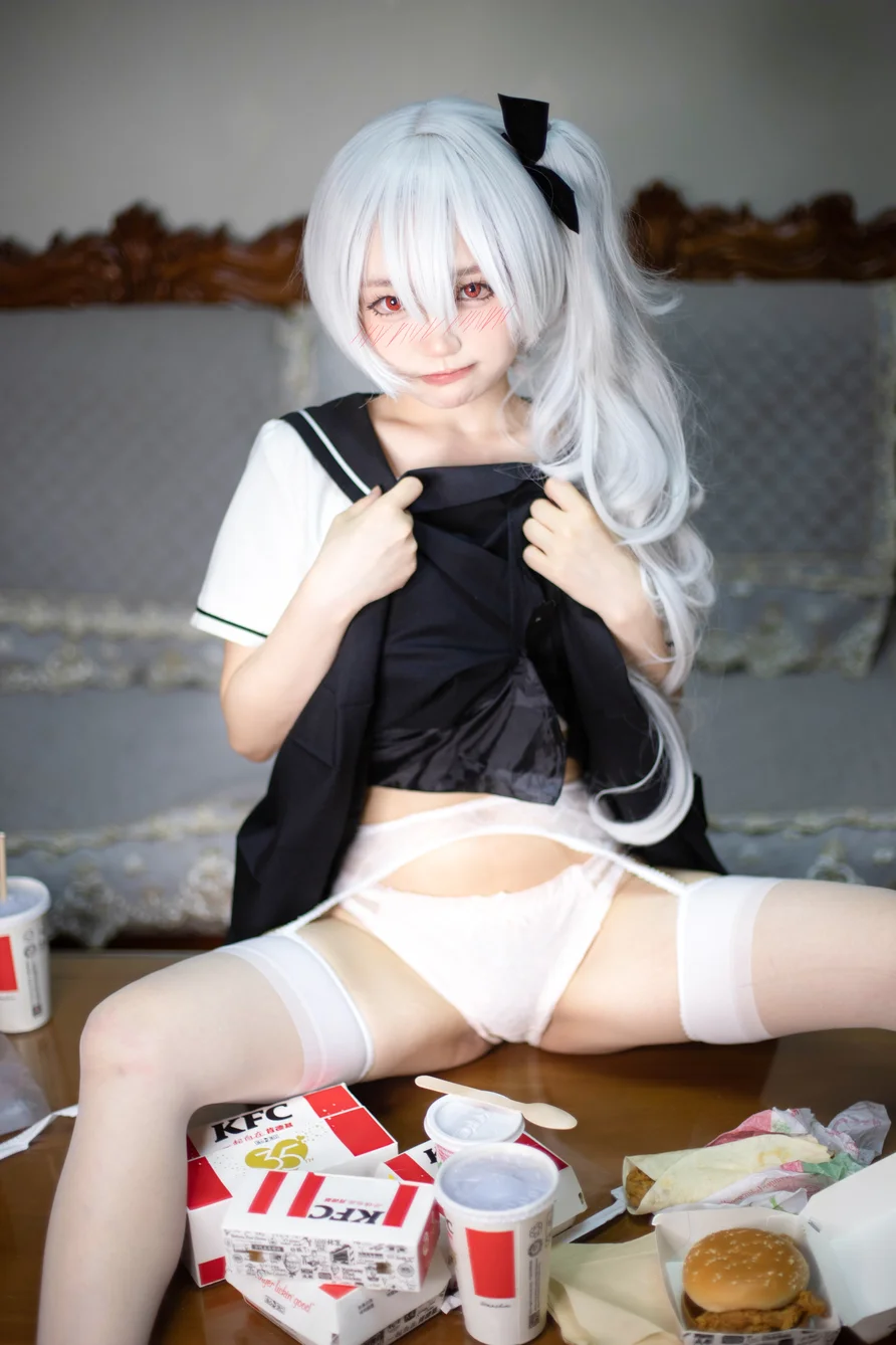 Coser-Eiri-Kanzawa-008.webp