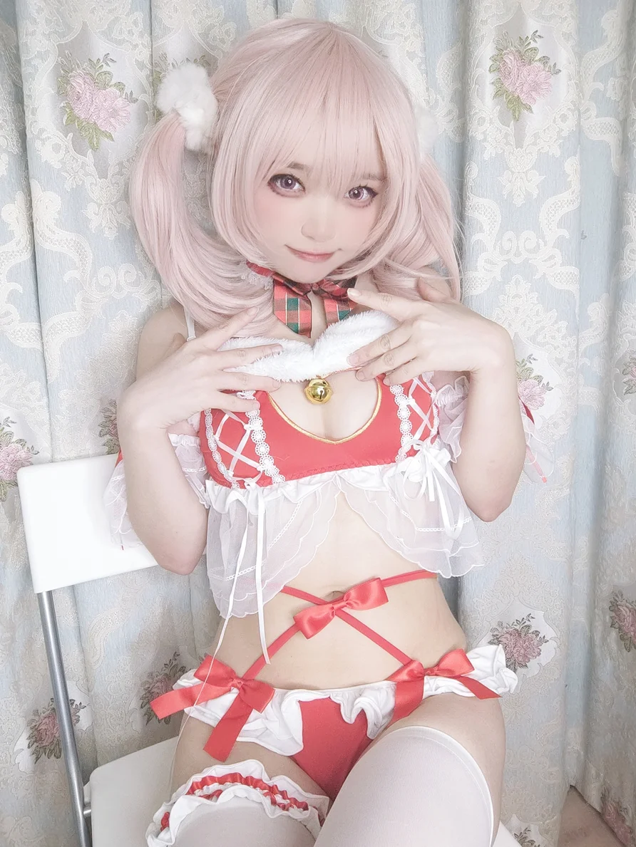 Coser-Eiri-Kanzawa-013.webp