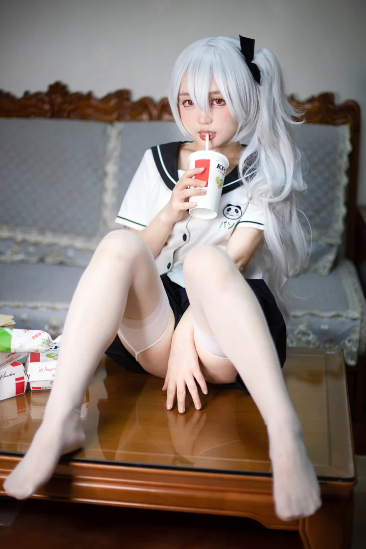 Coser-Eiri-Kanzawa-023.webp