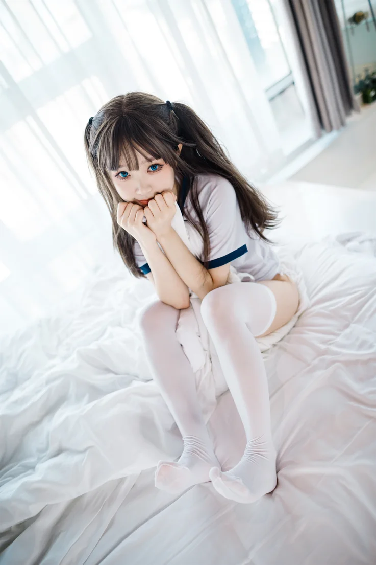 Coser-Eiri-Kanzawa-038.webp