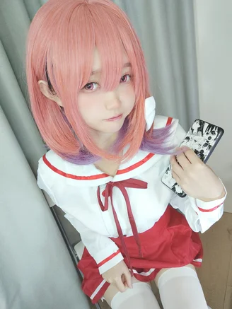 Coser-Eiri-Kanzawa-056.webp