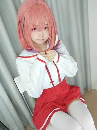 Coser-Eiri-Kanzawa-060.webp