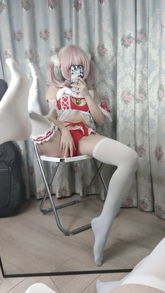 Coser-Eiri-Kanzawa-079.webp