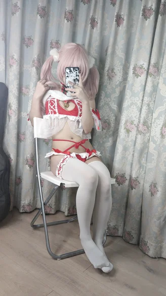 Coser-Eiri-Kanzawa-086.webp