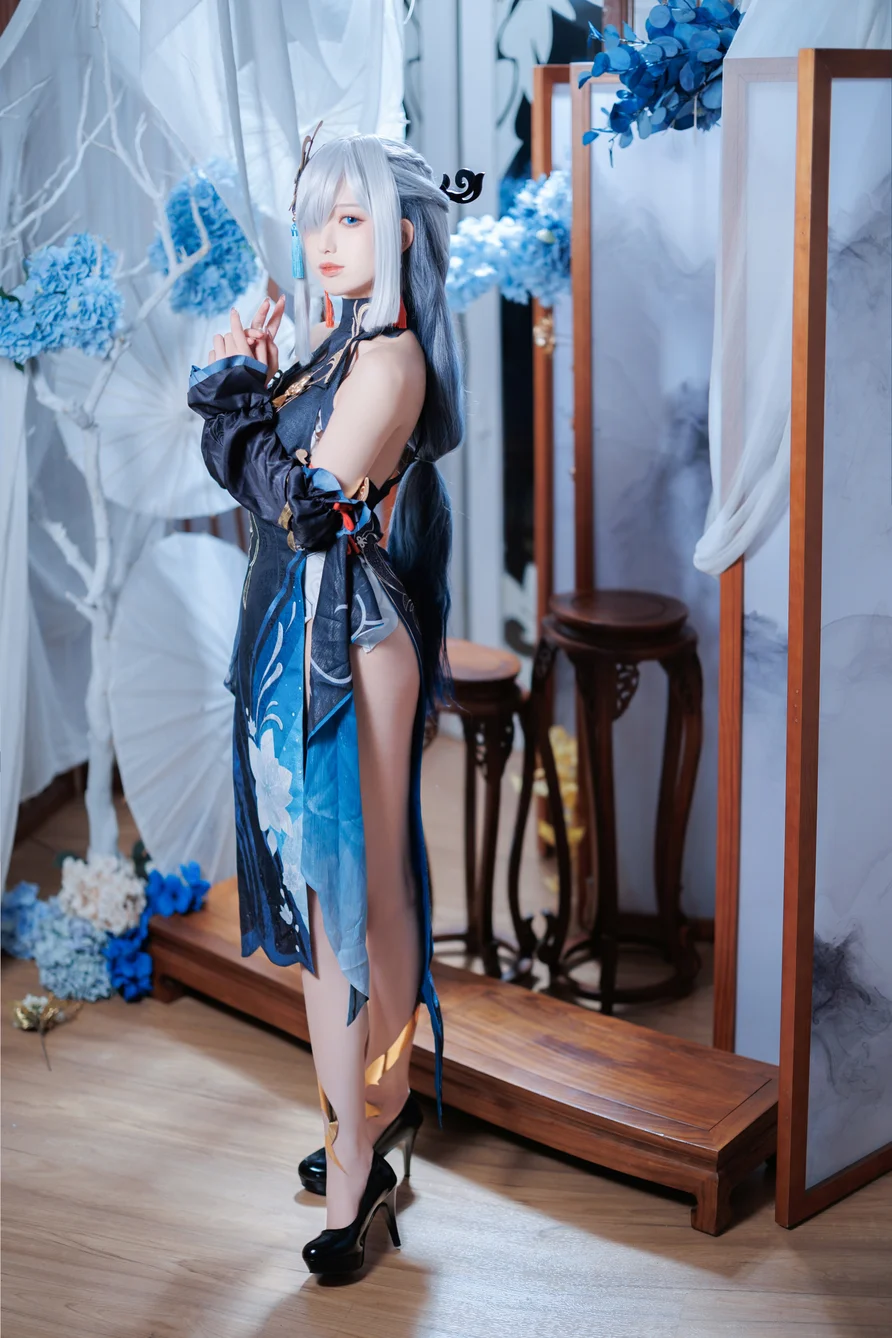 Coser-Feng-Jiang-Jiangv-007.webp