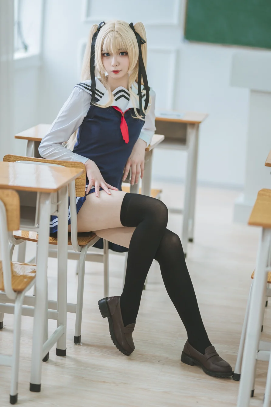 Coser-Feng-Jiang-Jiangv-013.webp