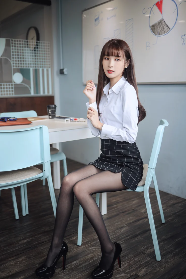 Coser-Ni-ni-ru-OLA-024.webp