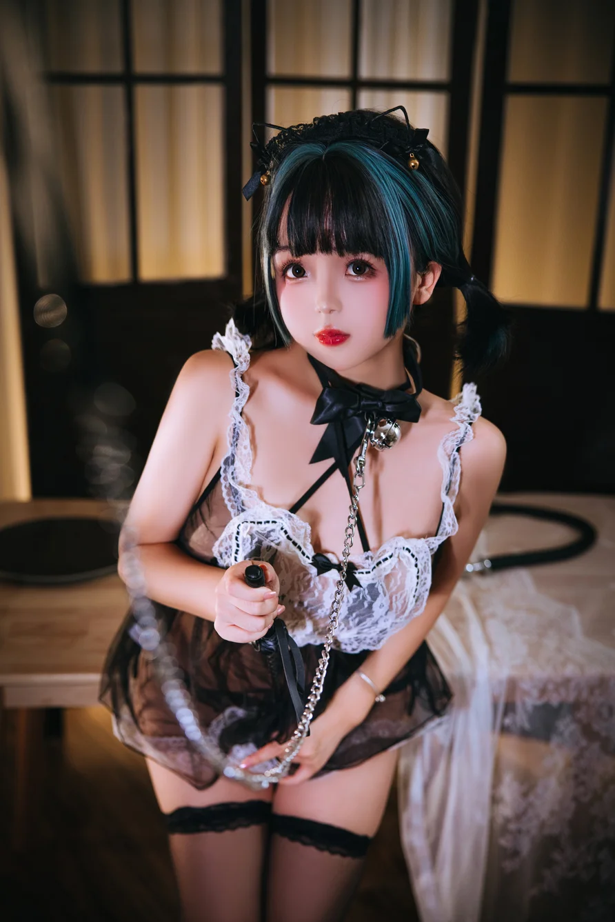 Coser-Ri-nai-jiao-003.webp