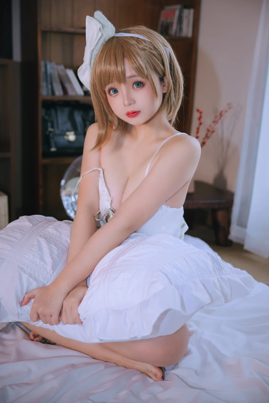 Coser-Ri-nai-jiao-012.webp