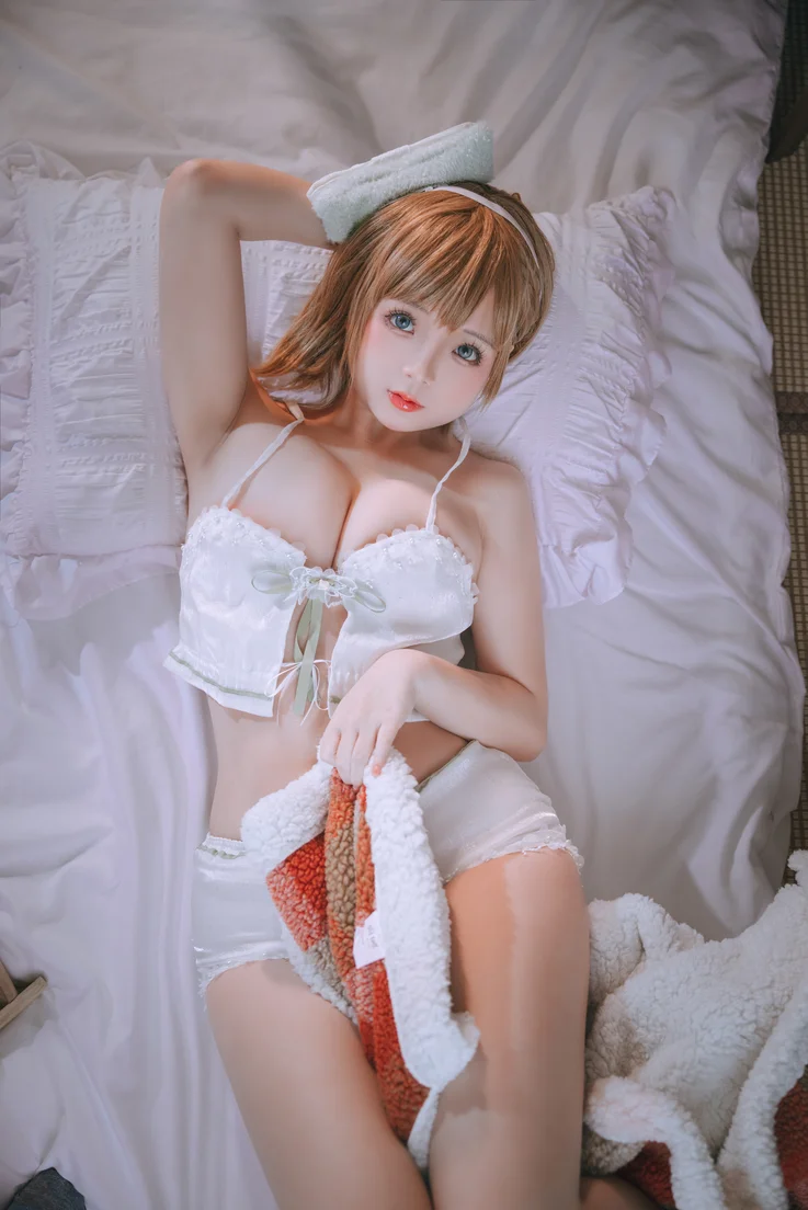 Coser-Ri-nai-jiao-030.webp