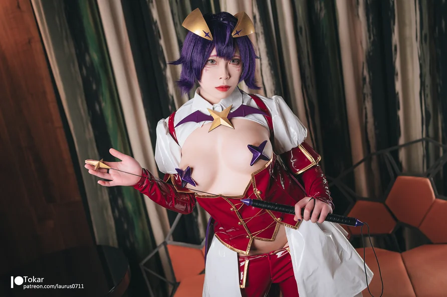 Coser-Tokar-Hiiragi-Utena-001.webp