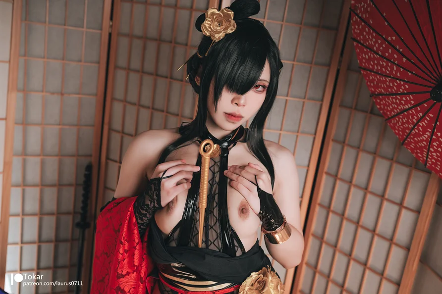 Coser-Tokar-ver-YorForgerNinja-ver-004.webp