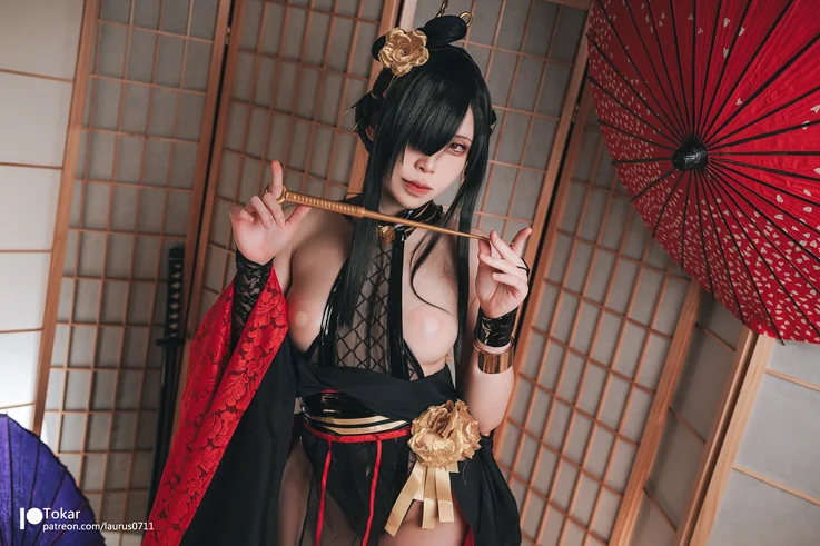 Coser-Tokar-ver-YorForgerNinja-ver-023.webp