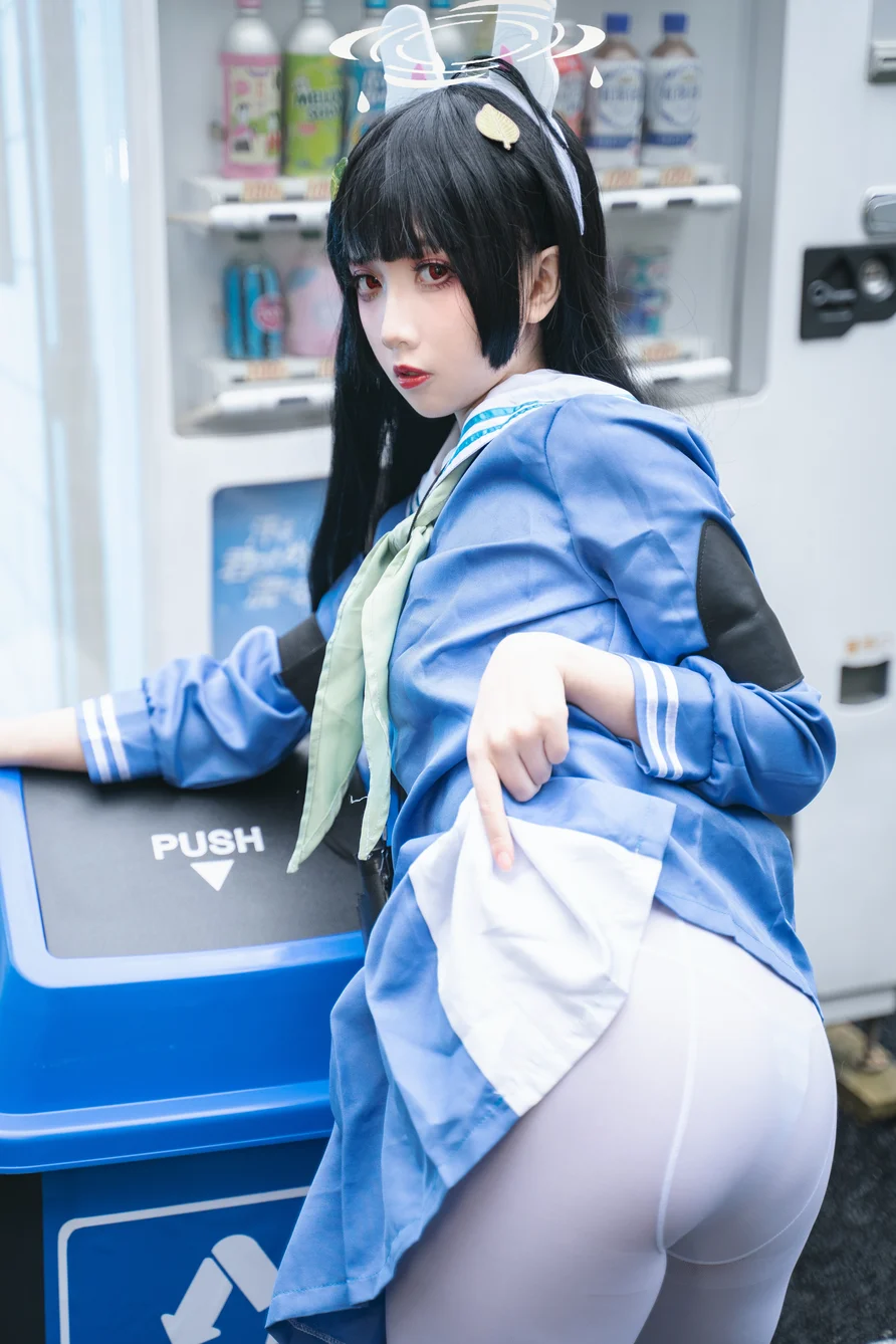 Coser-Xiao-he-tian-jiu--003.webp