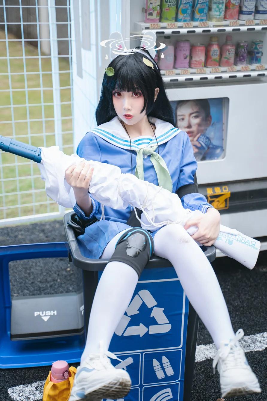 Coser-Xiao-he-tian-jiu--004.webp