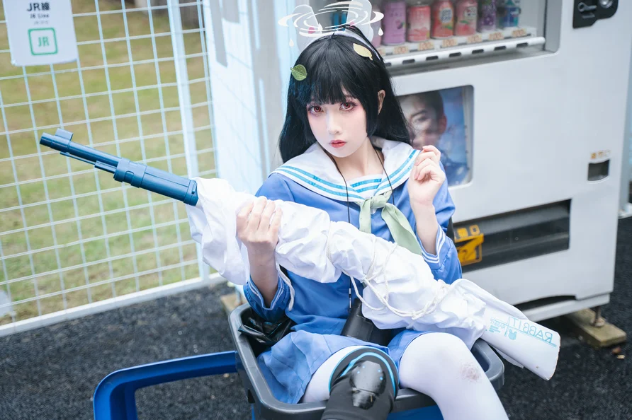 Coser-Xiao-he-tian-jiu--005.webp