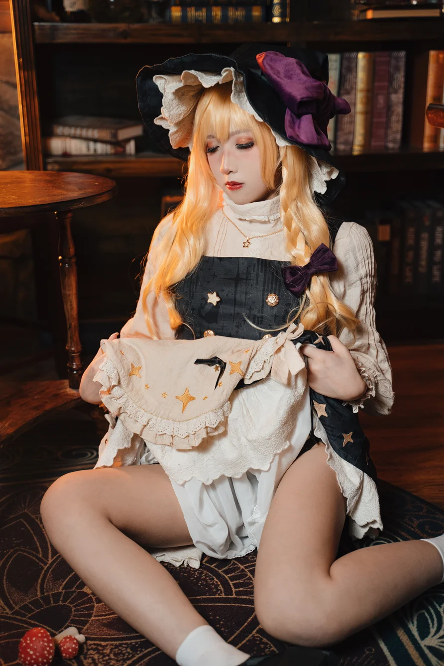 Coser-Xiao-he-tian-jiu-009.webp