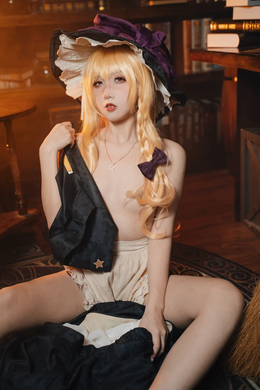 Coser-Xiao-he-tian-jiu-012.webp