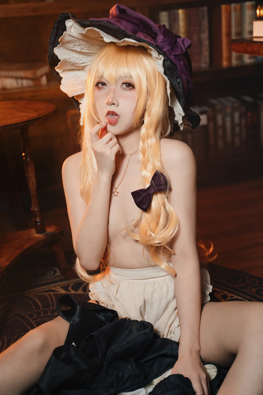 Coser-Xiao-he-tian-jiu-014.webp