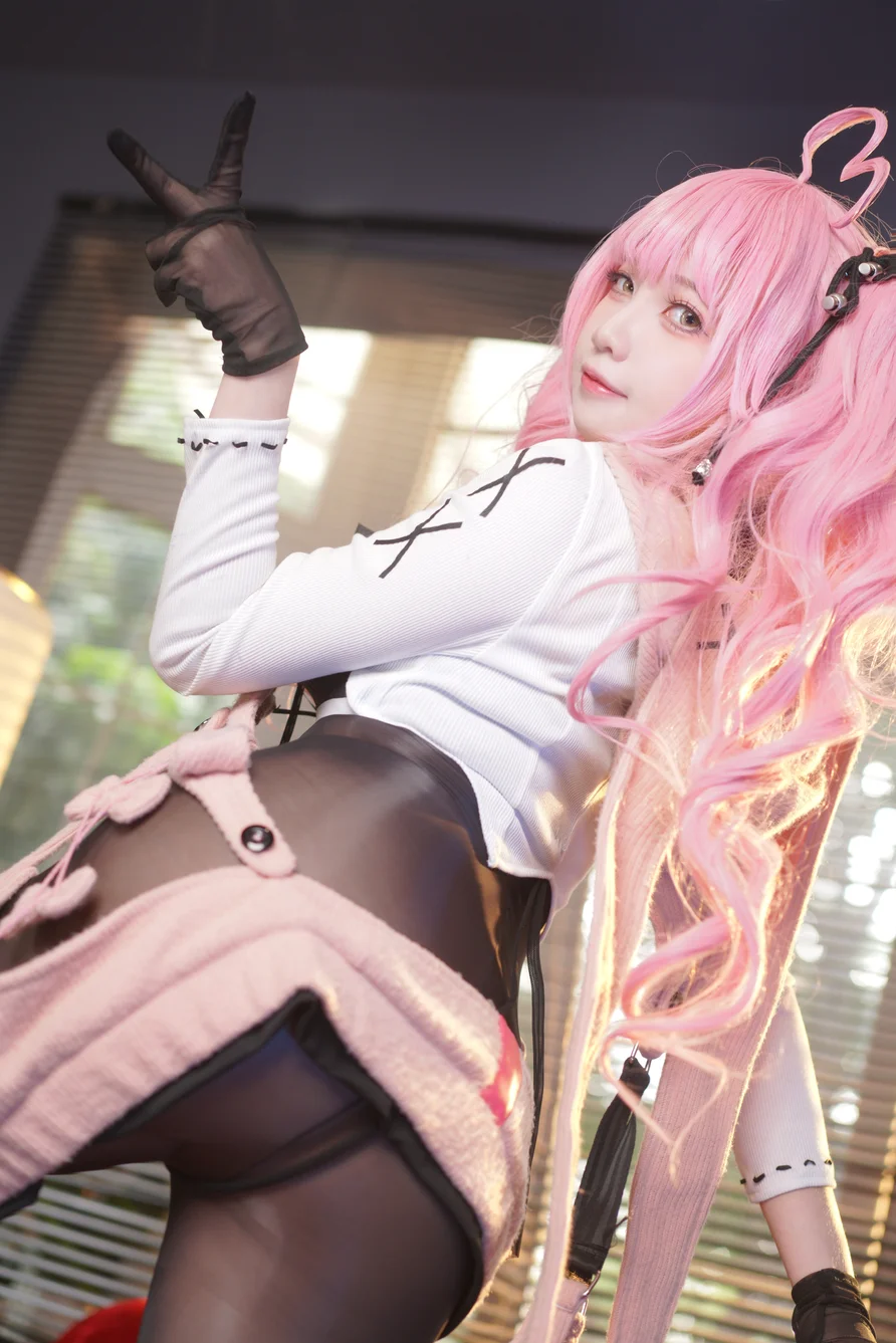 Coser-Xiao-he-tian-jiu-020.webp