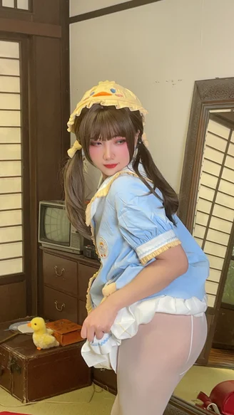 Coser-Xiao-he-tian-jiu-073.webp