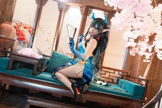 Coser-Xiao-he-tian-jiu-and--089.webp