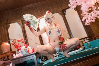 Coser-Xiao-he-tian-jiu-and--130.webp