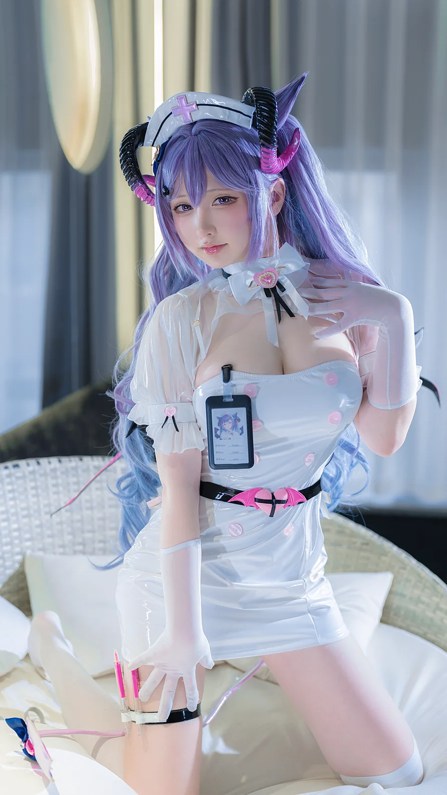 Coser-Ying-Li-Li-004.webp