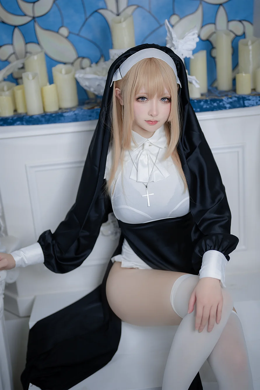 Coser-Ying-Li-Li-004.webp