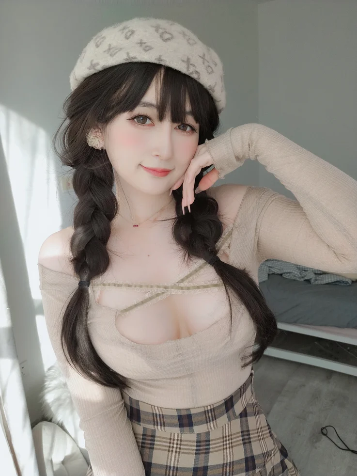 Coser-baiyin811-202307-021.webp