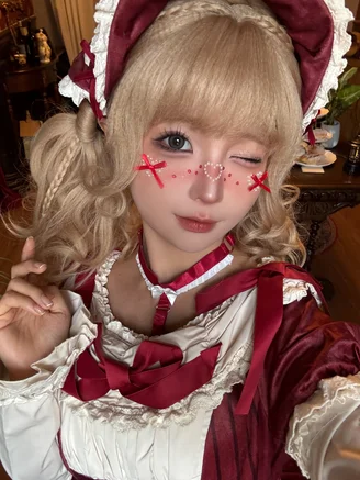 Coser-chunmomo-chunmomo-128.webp