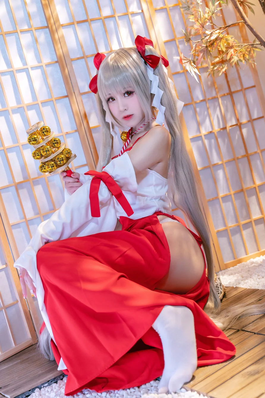 Coser-mikoww-001.webp